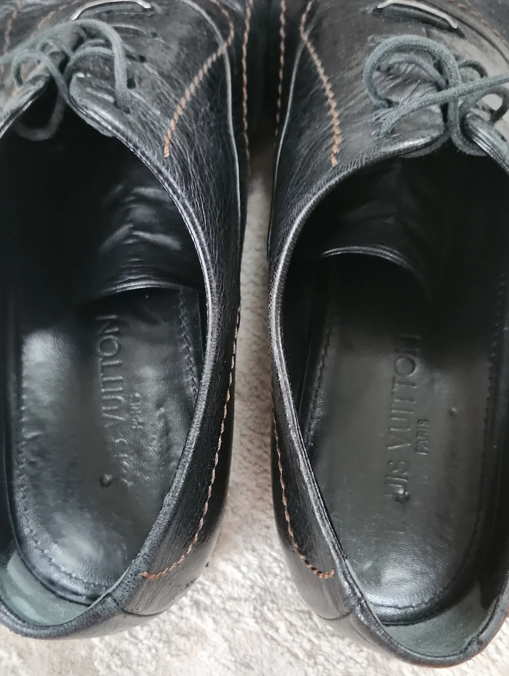 Mens Black Louis Vuitton Dress Shoes, Size LV 9, US 10